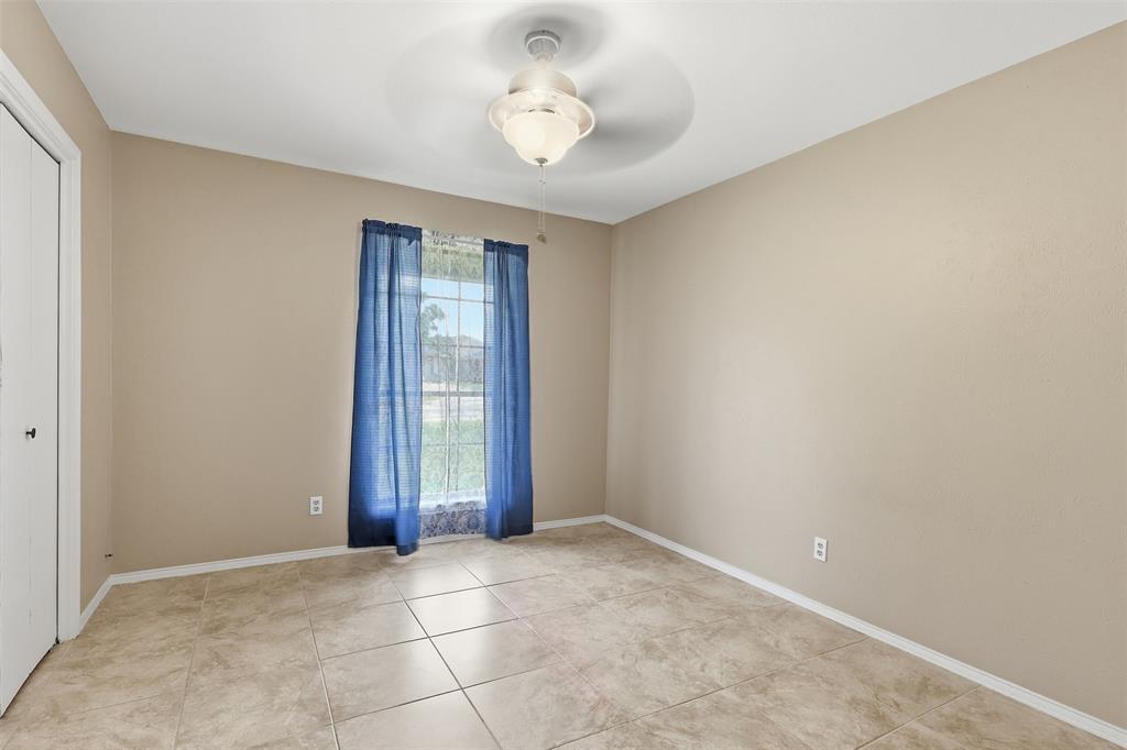 108 Brenda Dr. Property Photo 15