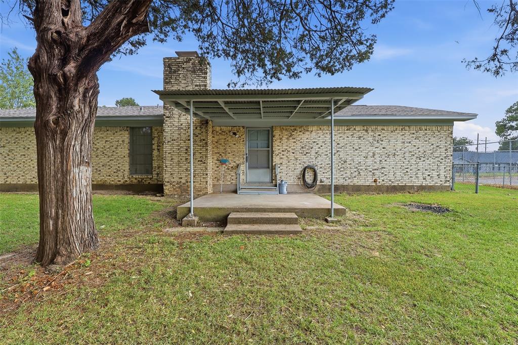 108 Brenda Dr. Property Photo 20