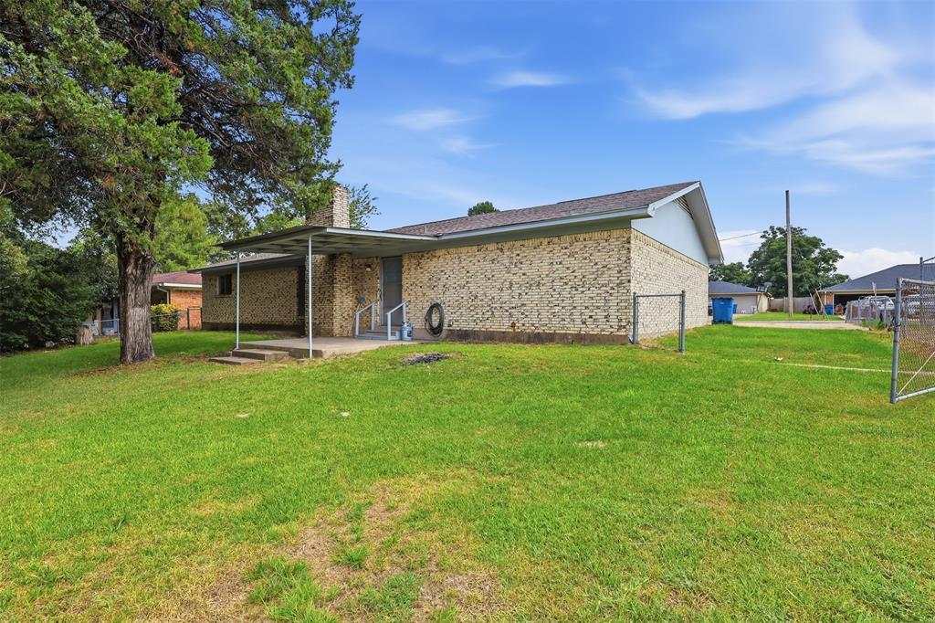 108 Brenda Dr. Property Photo 22