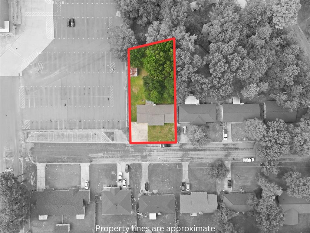 108 Brenda Dr. Property Photo 24