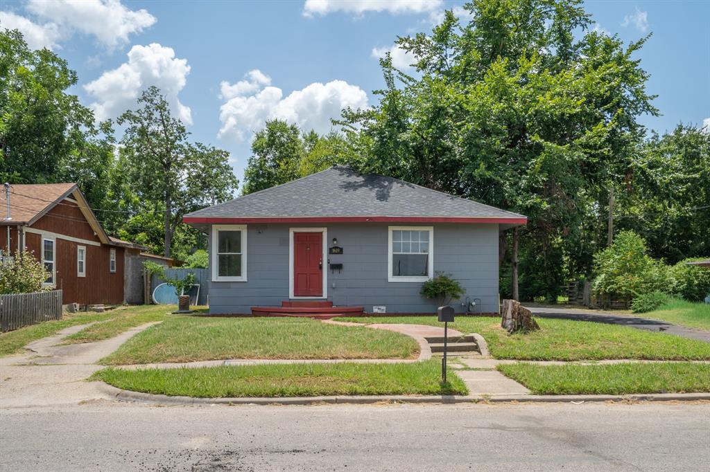 1619 Oneal Street Property Photo 1
