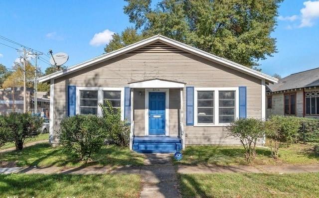 2756 Lillian Street Property Photo 1