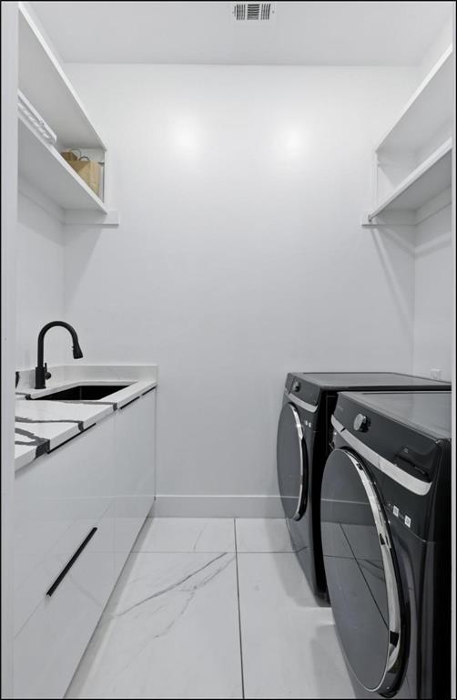 3523 N Versailles Avenue Property Photo 15