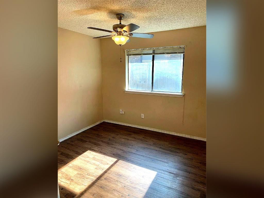 11826 Garden Terrace Drive Property Photo 4