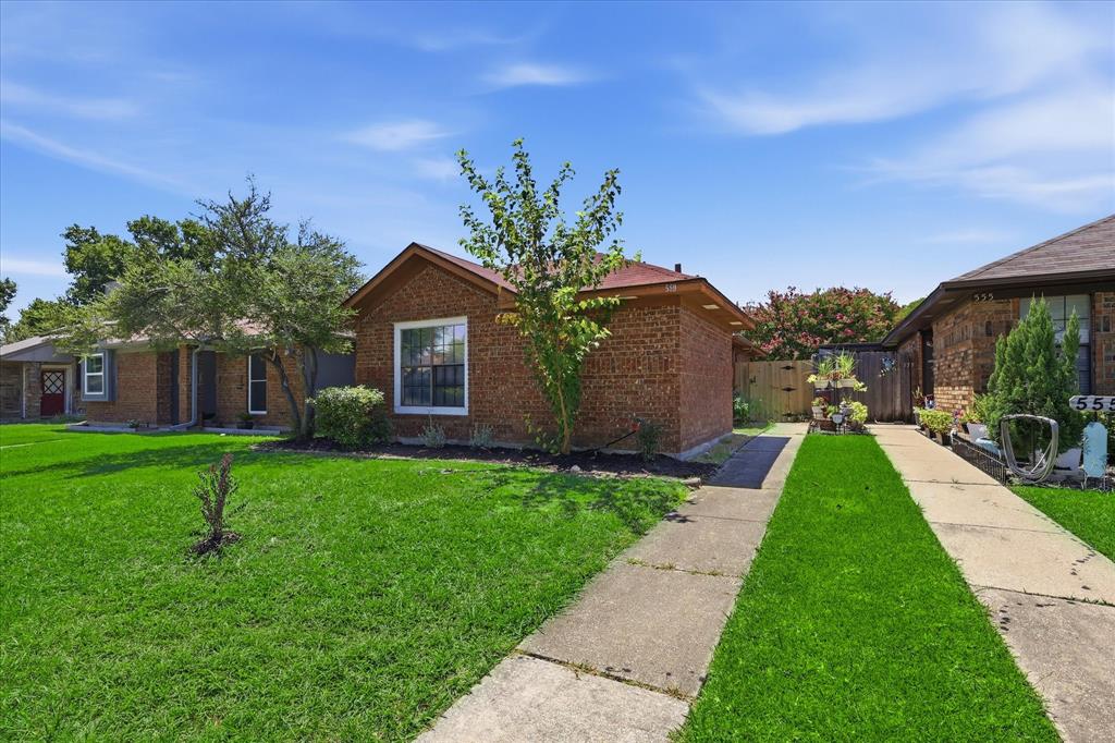 559 Lee Drive Property Photo 1