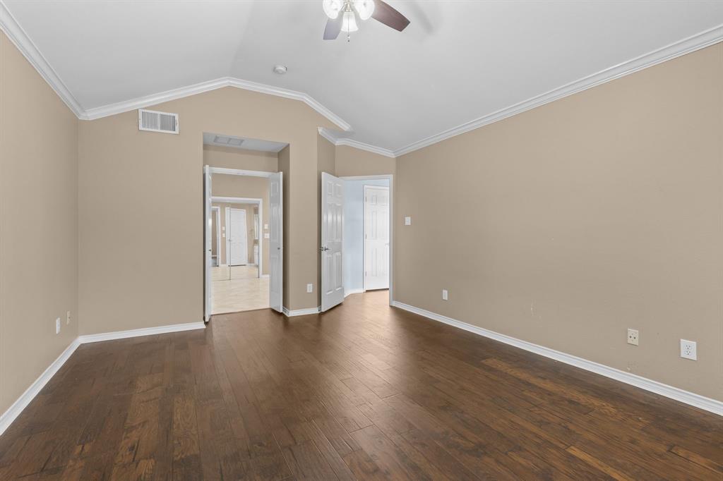 329 Bricknell Drive Property Photo 14