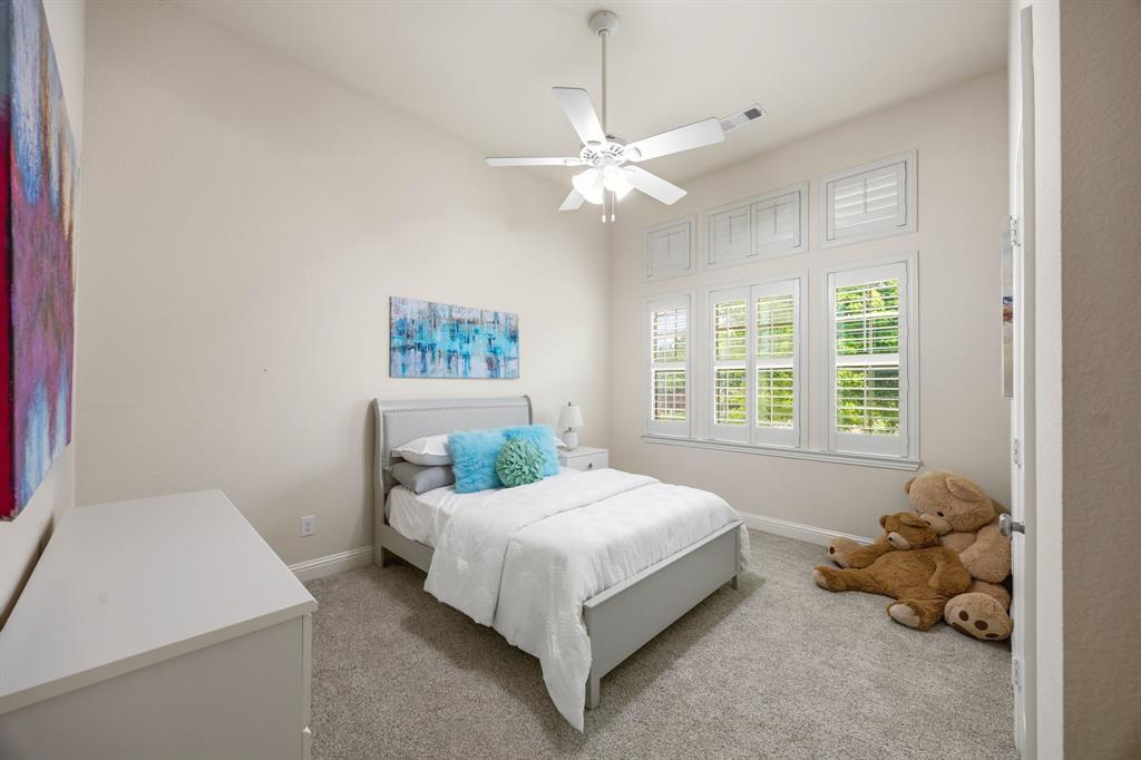 908 Spring Falls Drive Property Photo 13