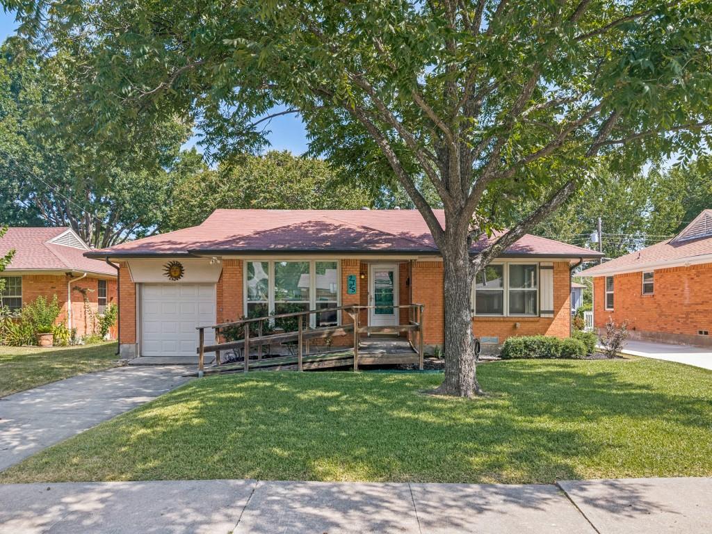 2725 Maverick Avenue Property Photo 1