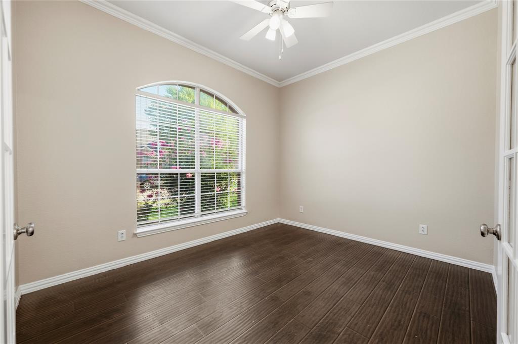1716 Mapleleaf Falls Drive Property Photo 22