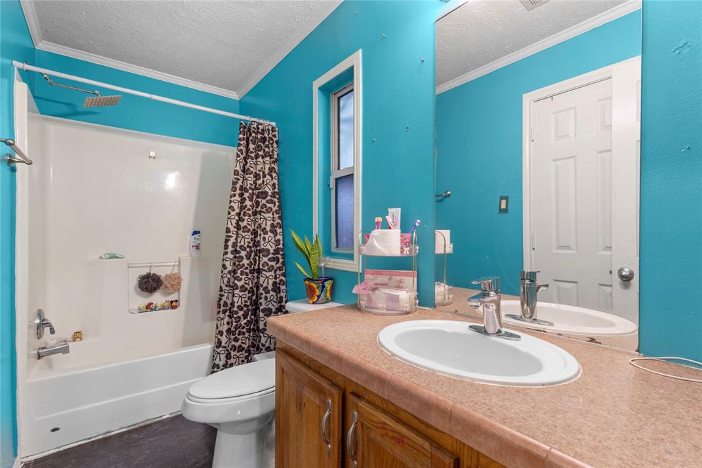 2802 Gooch Street Property Photo 8