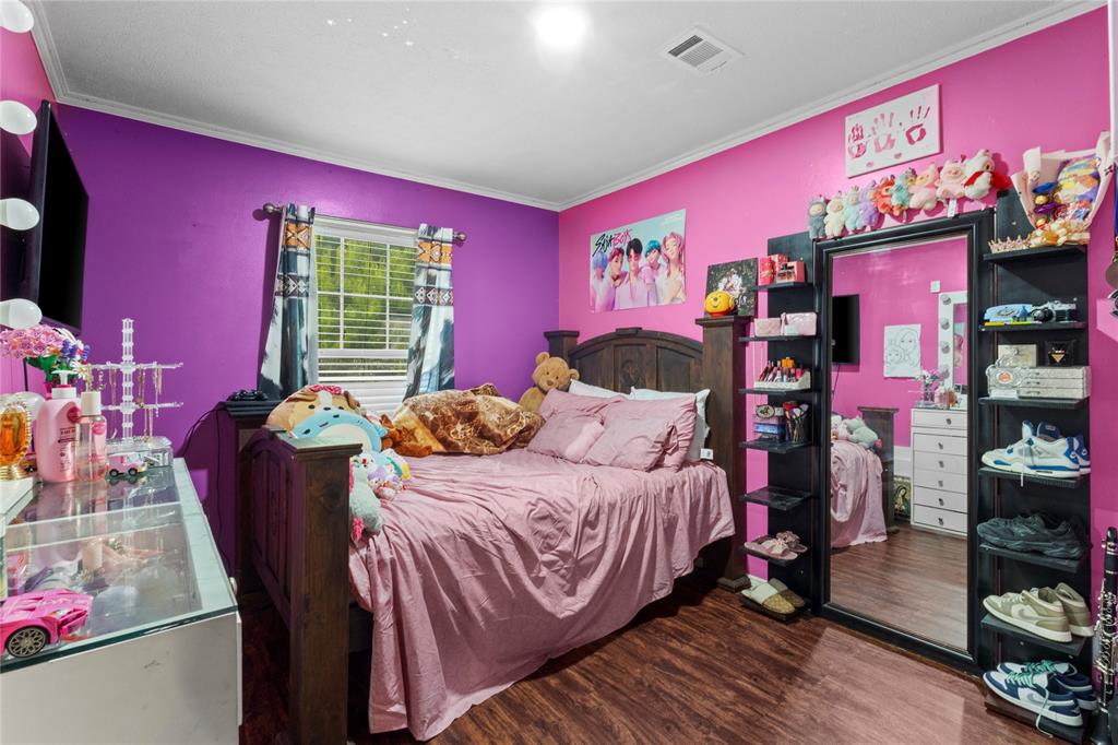2802 Gooch Street Property Photo 9