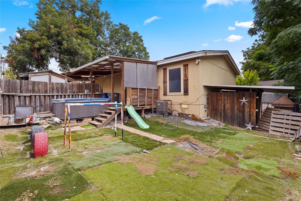 2802 Gooch Street Property Photo 13