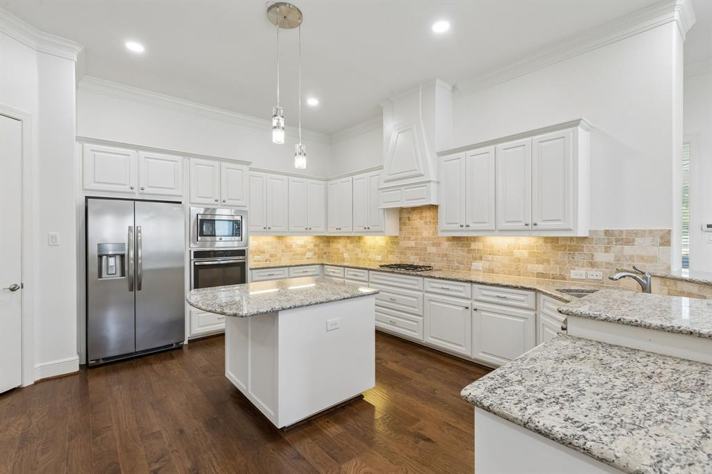 441 Watermere Drive Property Photo 15