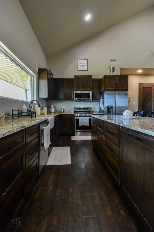605 Fm 614 Property Photo 5