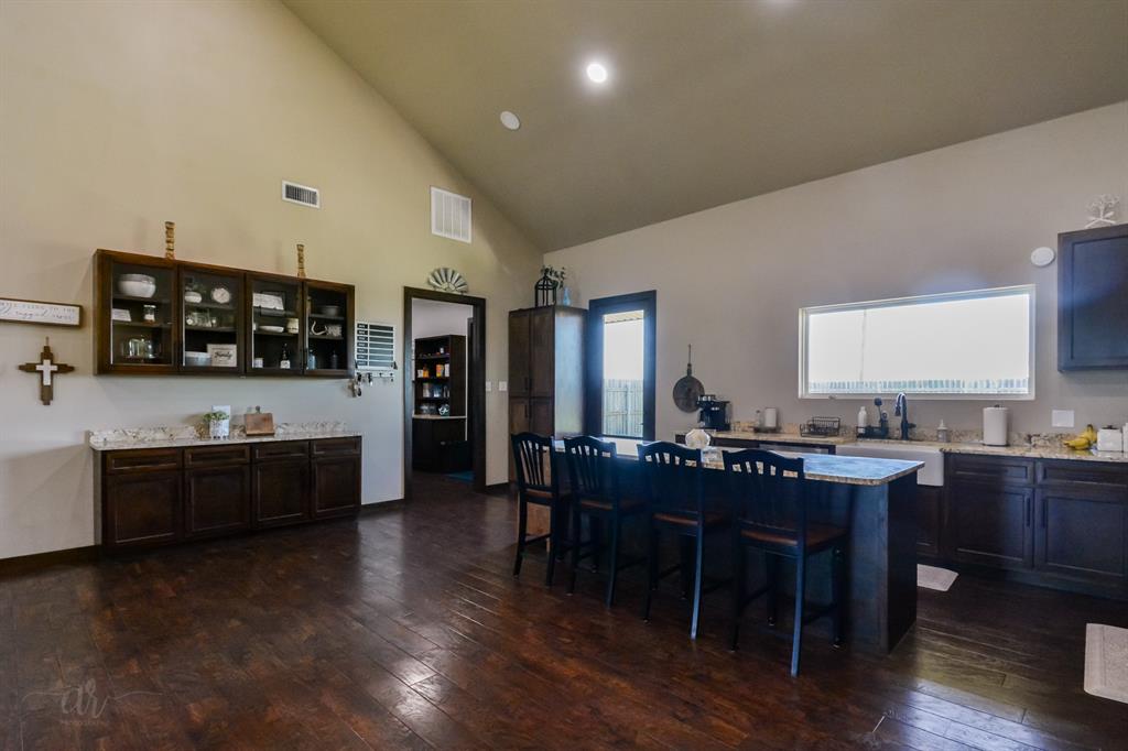 605 Fm 614 Property Photo 9
