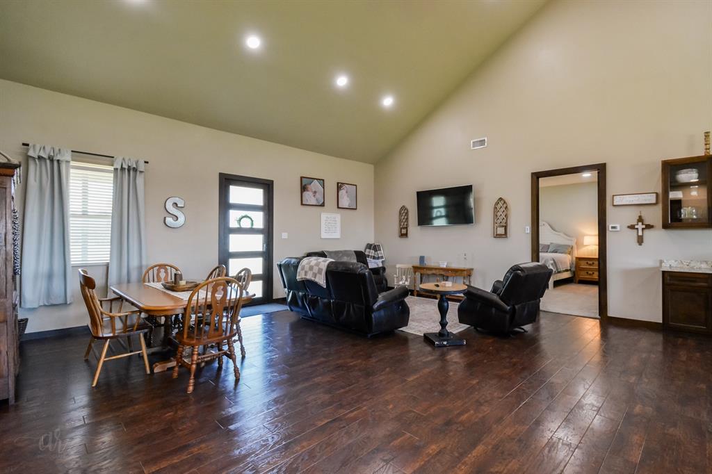 605 Fm 614 Property Photo 10