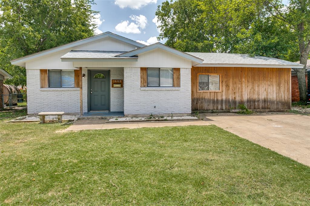 1640 Gill Street Property Photo 1