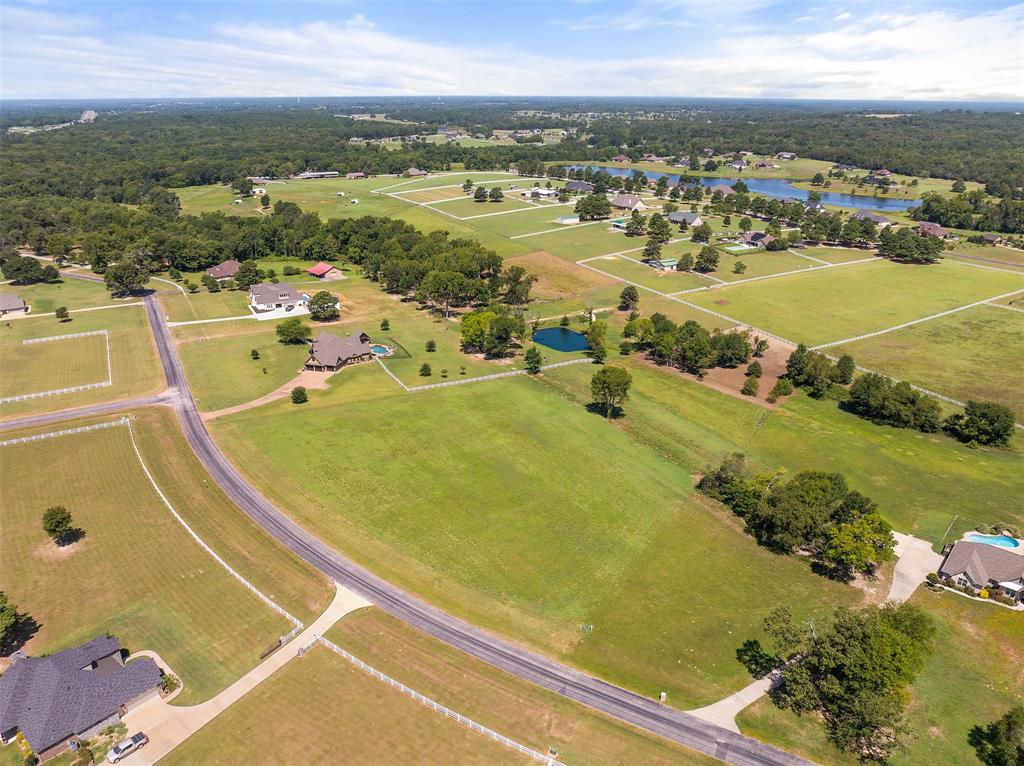 23050 Bridle View Drive Property Photo 13