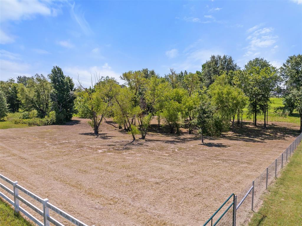 23050 Bridle View Drive Property Photo 22