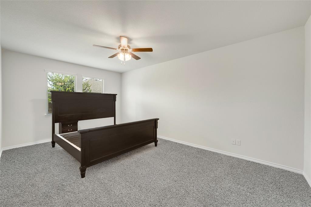 1117 Goldfinch Drive Property Photo 11