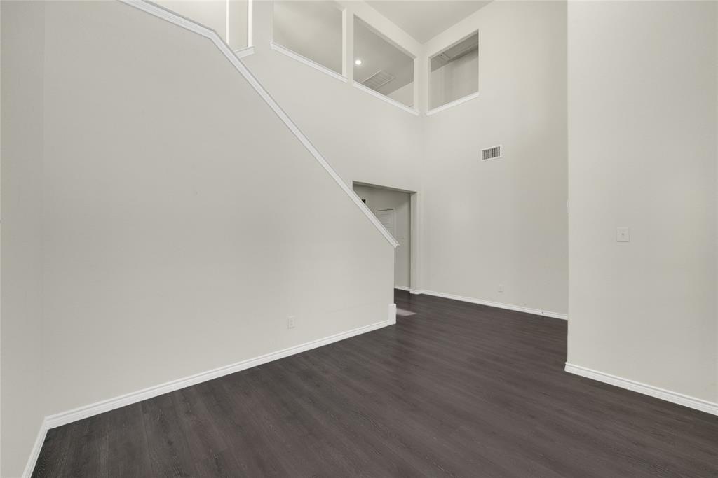 1117 Goldfinch Drive Property Photo 16