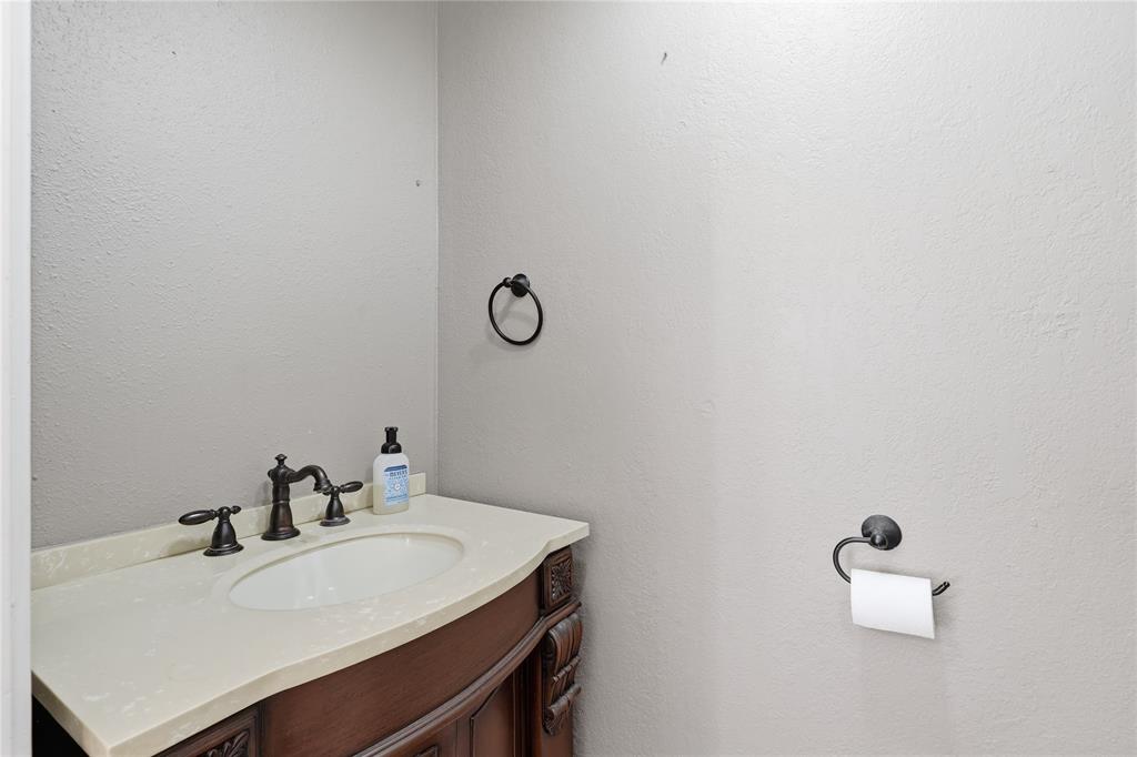 815 Brazos Street Property Photo 10