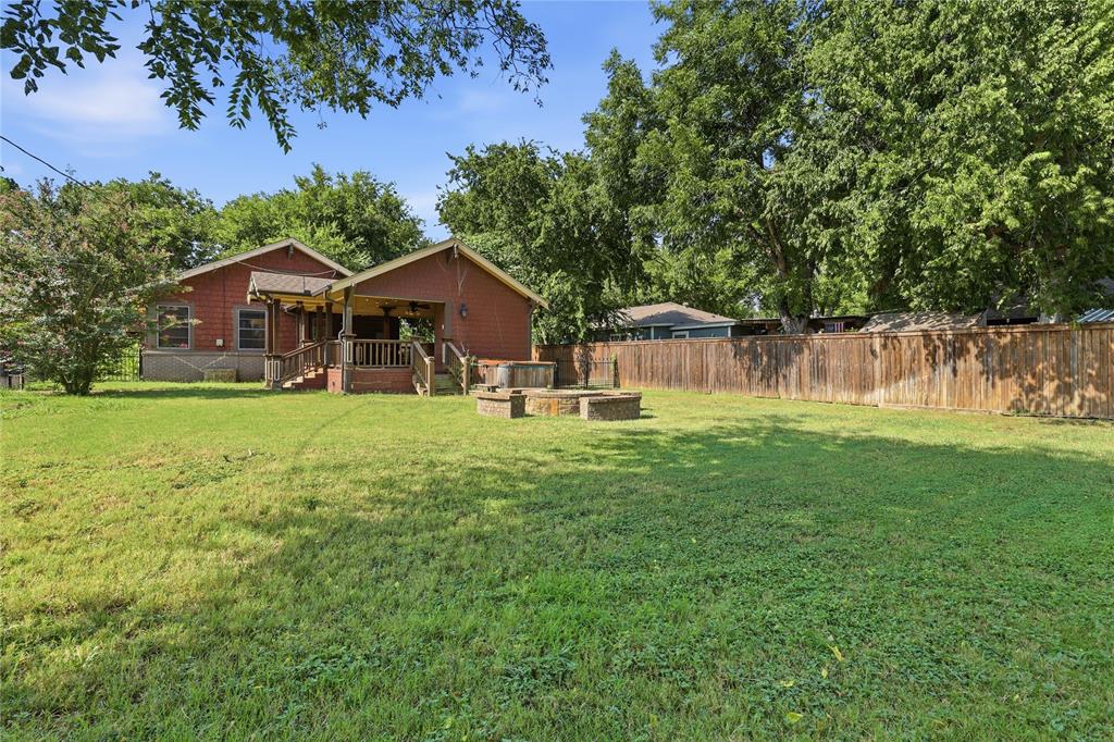 815 Brazos Street Property Photo 19