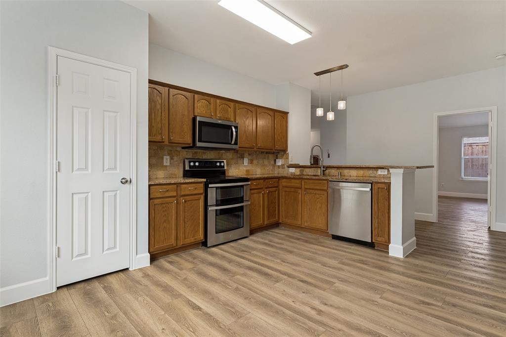 4078 Sydney Drive Property Photo 12