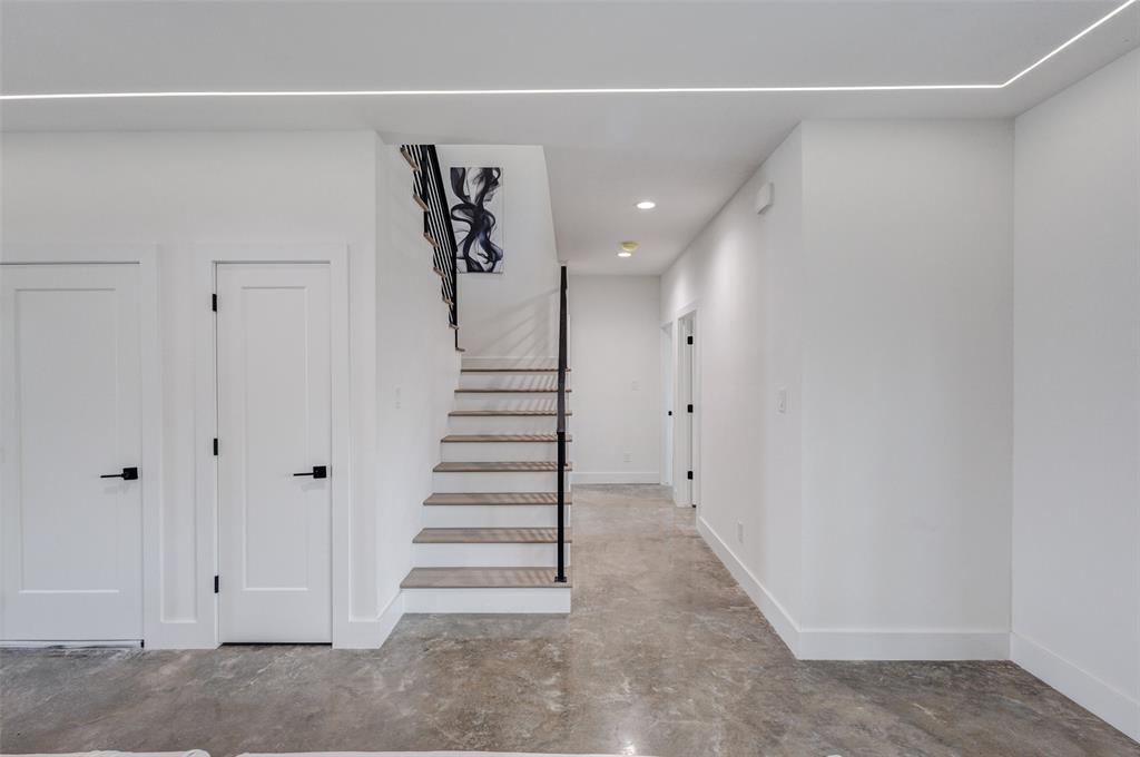 1911 Bickers Street Property Photo 11