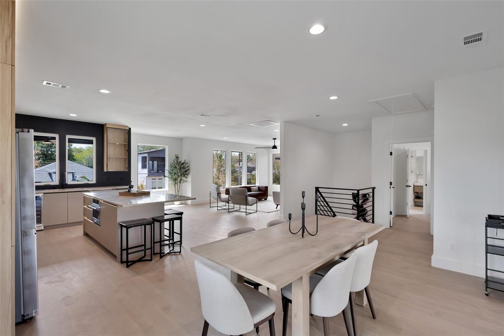 1911 Bickers Street Property Photo 20