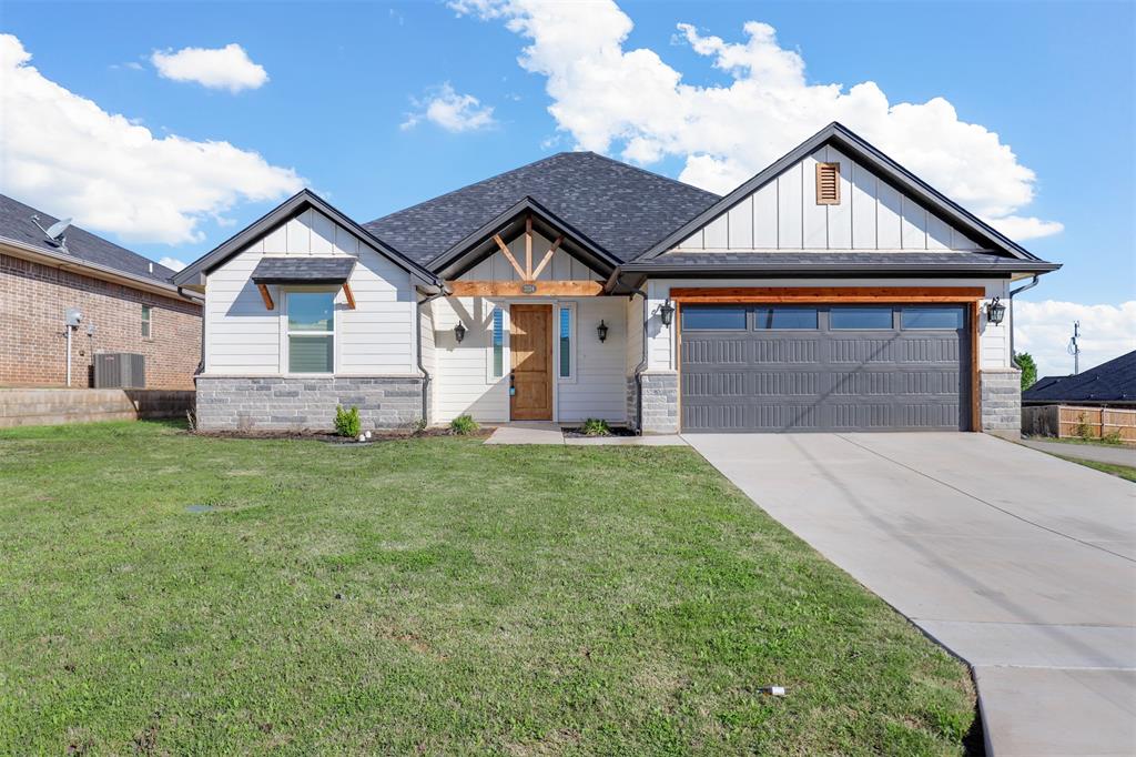 2524 Creek Drive Property Photo 1