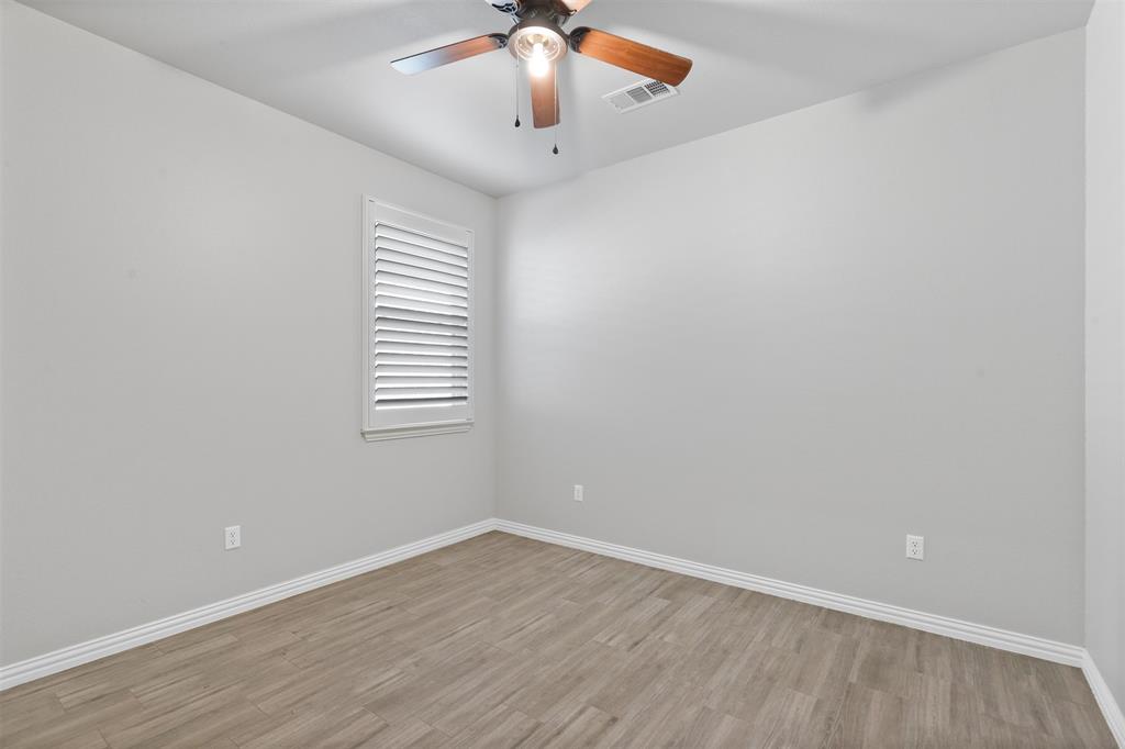 2524 Creek Drive Property Photo 9