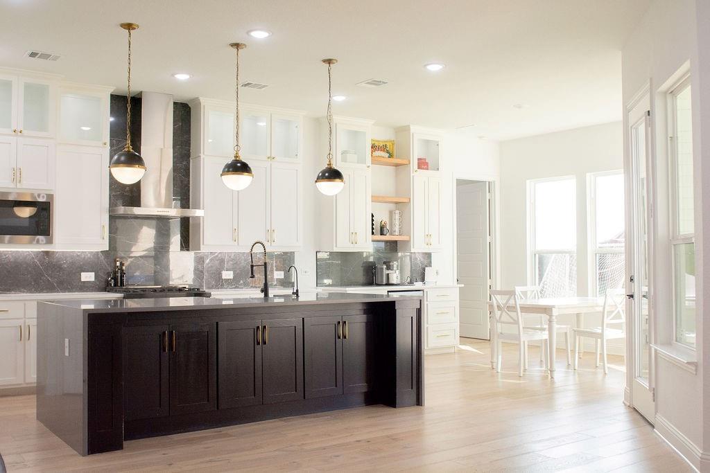 8148 Castlebridge Property Photo 1