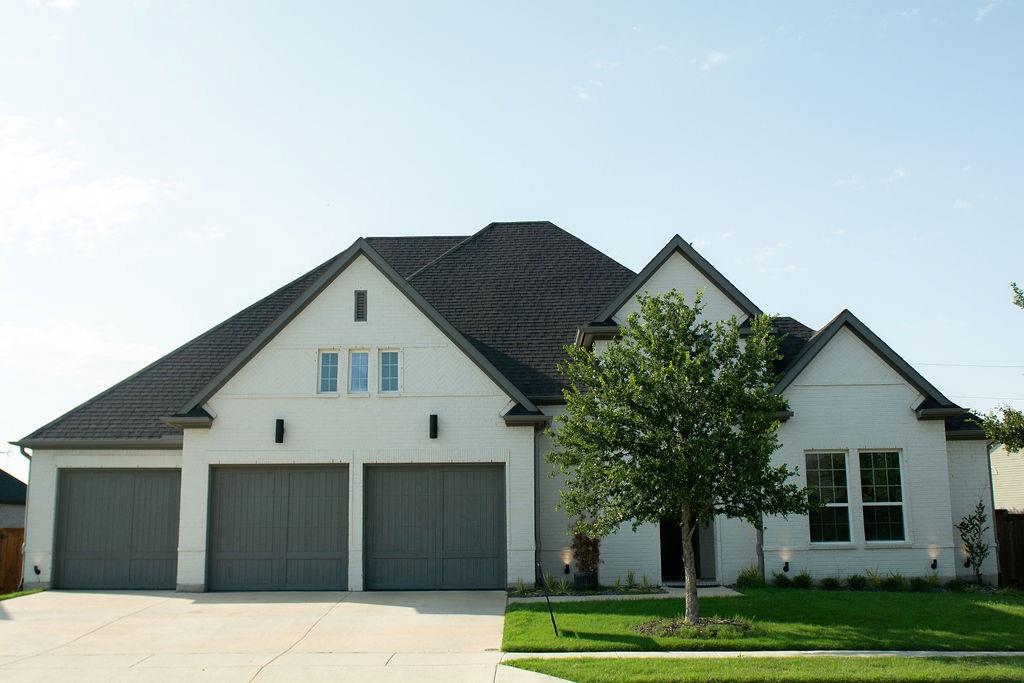 8148 Castlebridge Property Photo 2