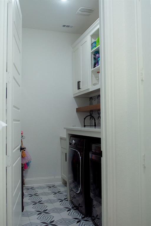 8148 Castlebridge Property Photo 20