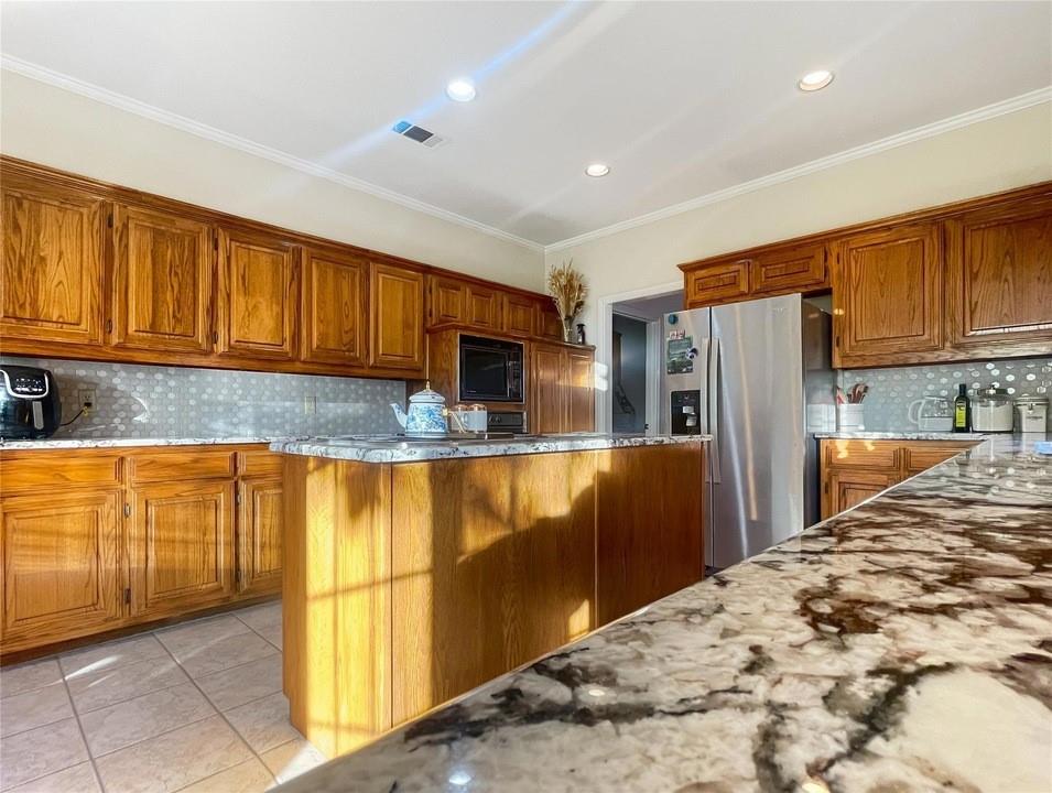 14023 Highmark Square Property Photo 7