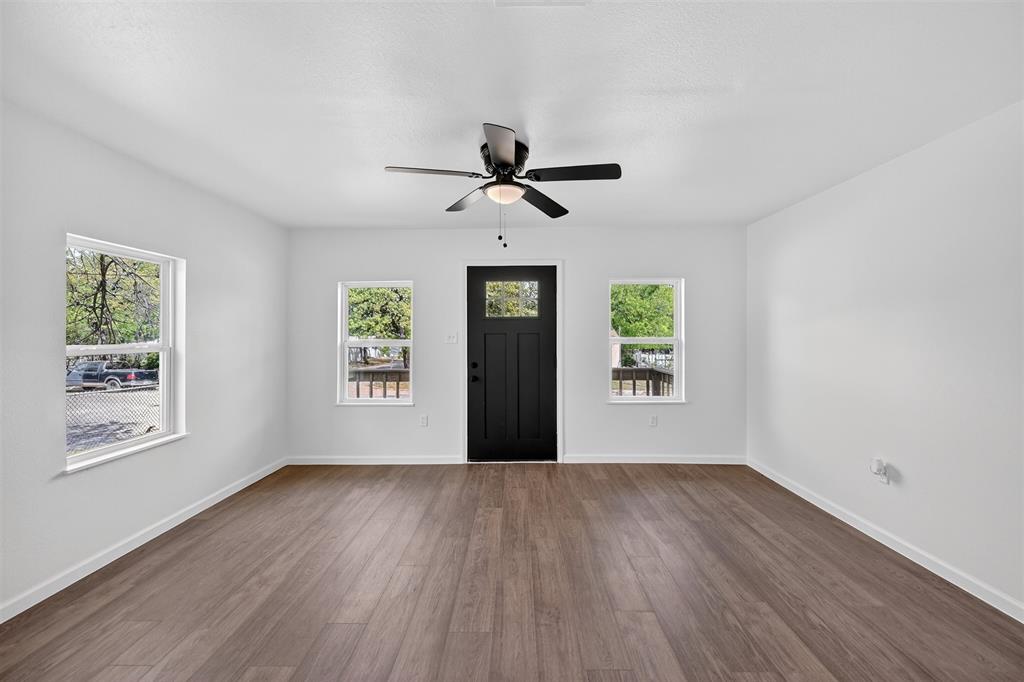 3500 Baylor Street Property Photo 4