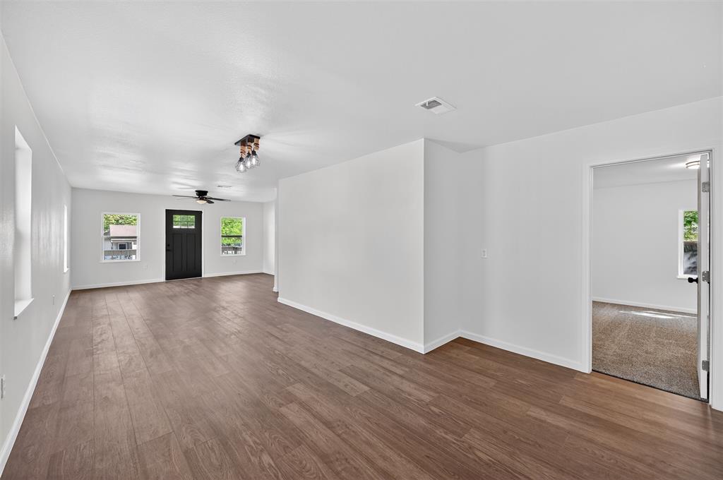 3500 Baylor Street Property Photo 7