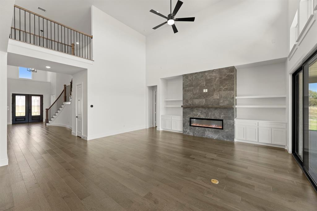 5098 Ivybridge Drive Property Photo 9