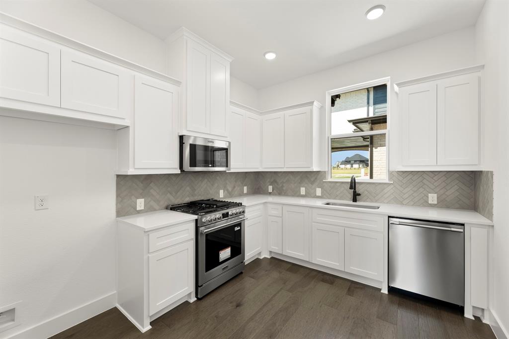 5098 Ivybridge Drive Property Photo 15