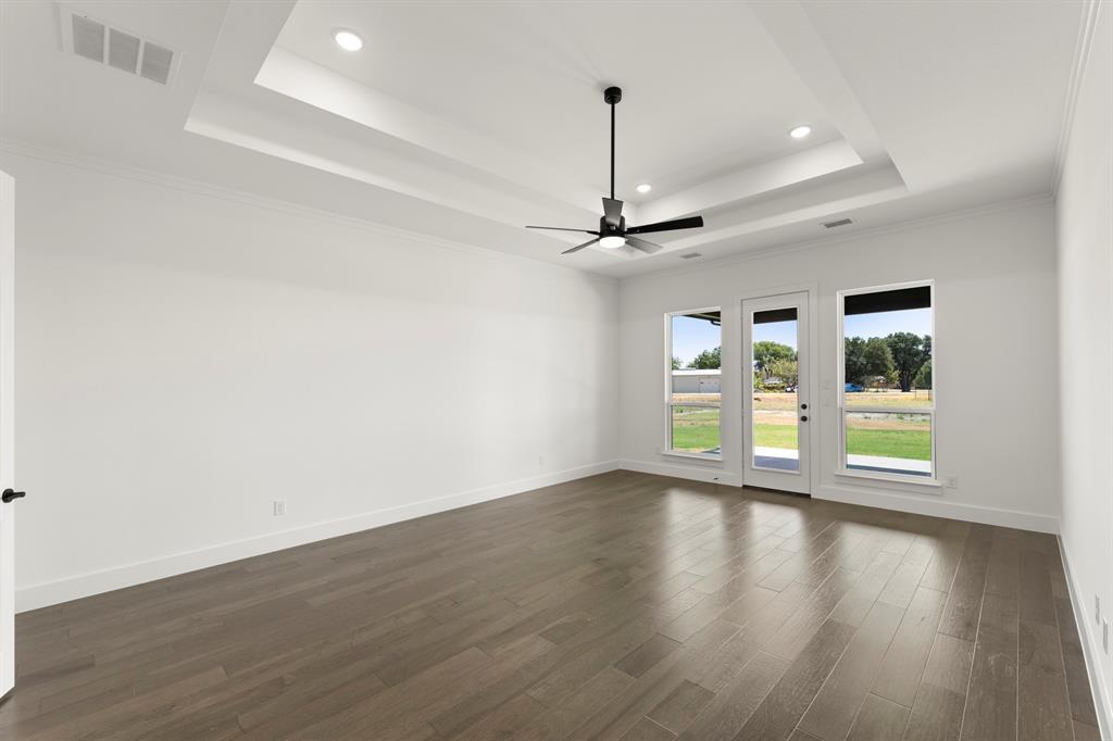 5098 Ivybridge Drive Property Photo 16