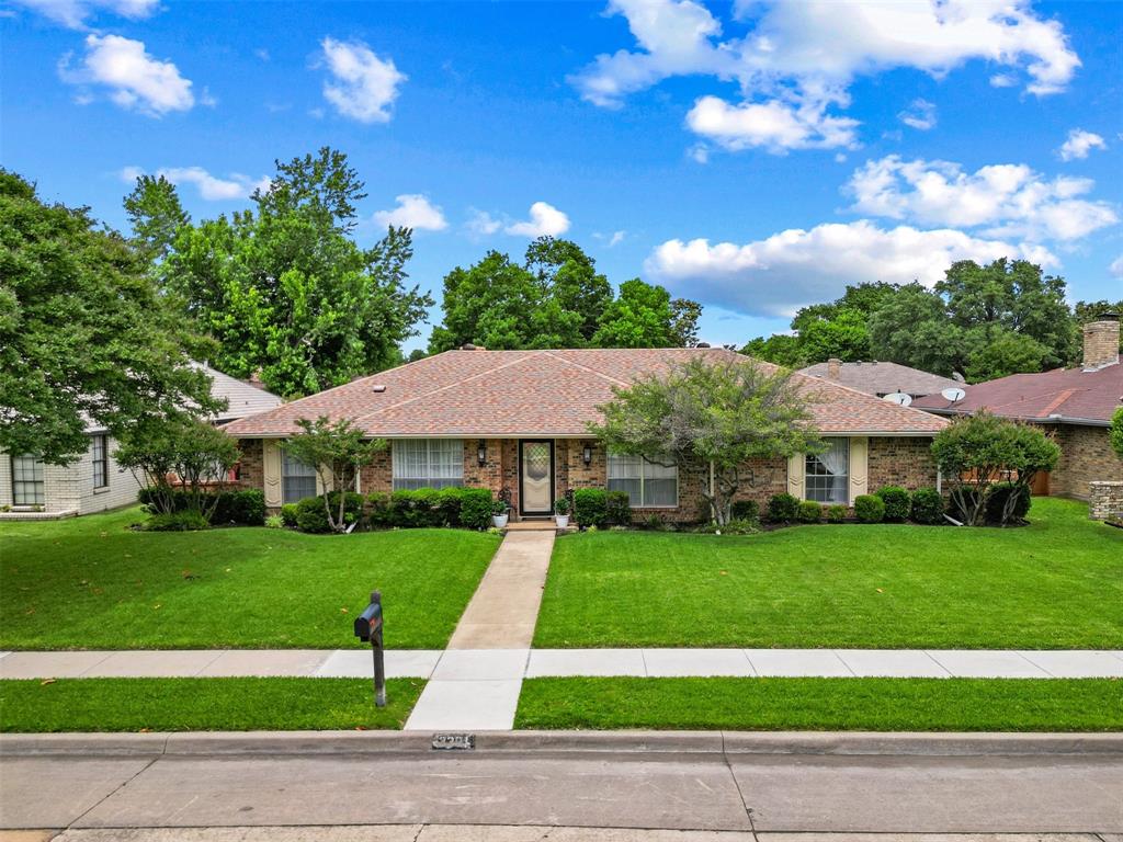 3301 Canterbury Drive Property Photo 1