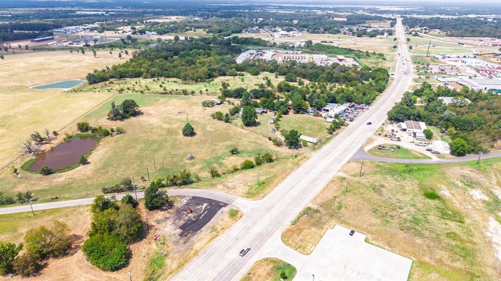 1351 S State Highway 19 Property Photo 1