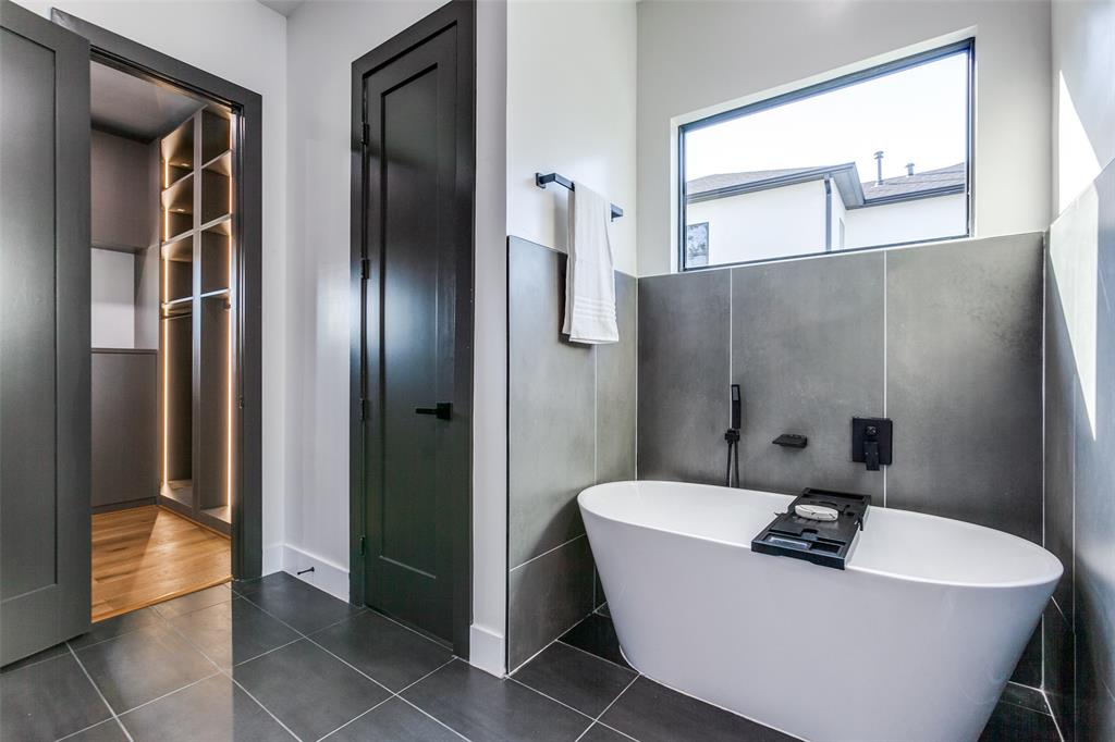 10923 Marsh Lane Property Photo 18