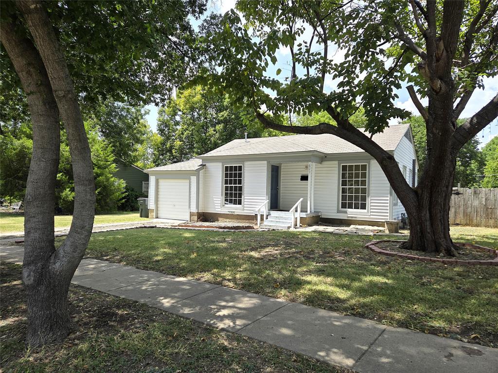 629 Cedar Drive Property Photo 1