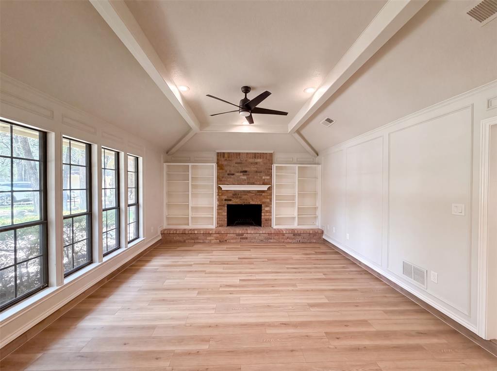 9 Muirfield Court Property Photo 3