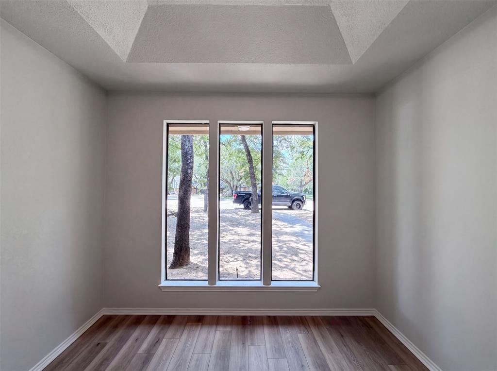 9 Muirfield Court Property Photo 6