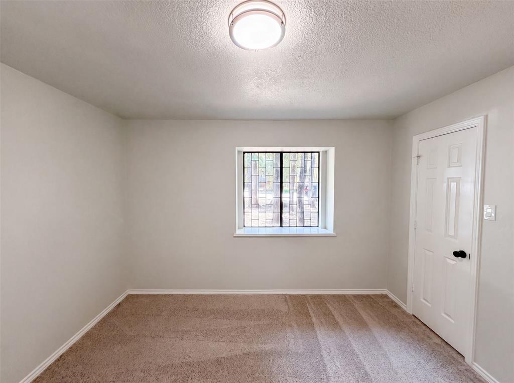 9 Muirfield Court Property Photo 14