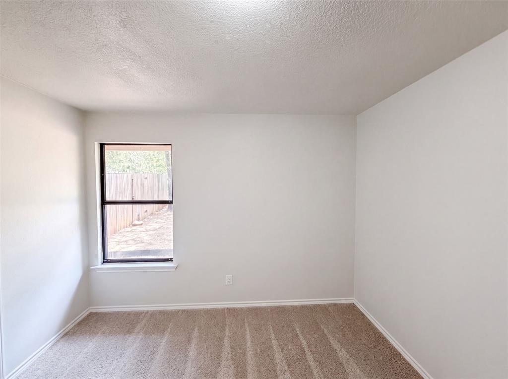 9 Muirfield Court Property Photo 15