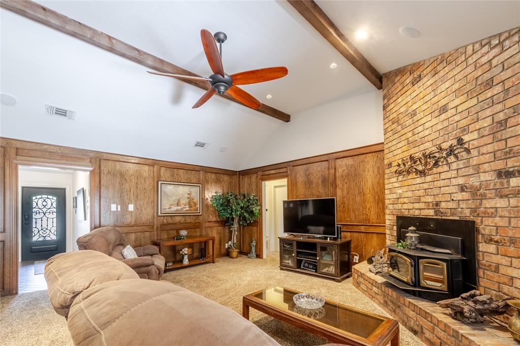 22 Greenbriar Street Property Photo 6